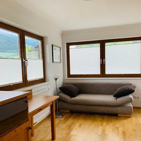 Ingrid Hoerbiger アパート ミッタージル