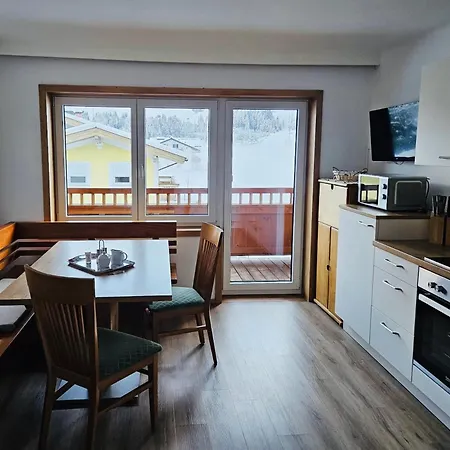 Ingrid Hoerbiger ミッタージル